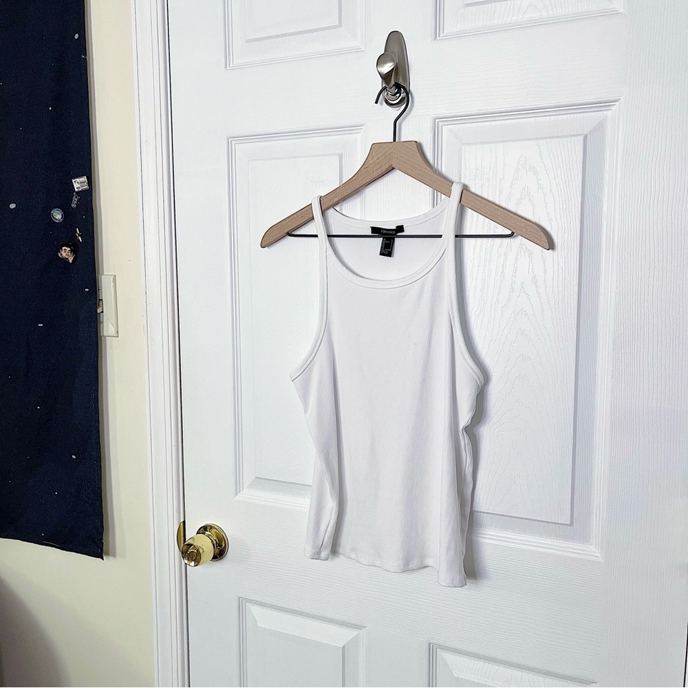 ✧･ﾟclassic white tank